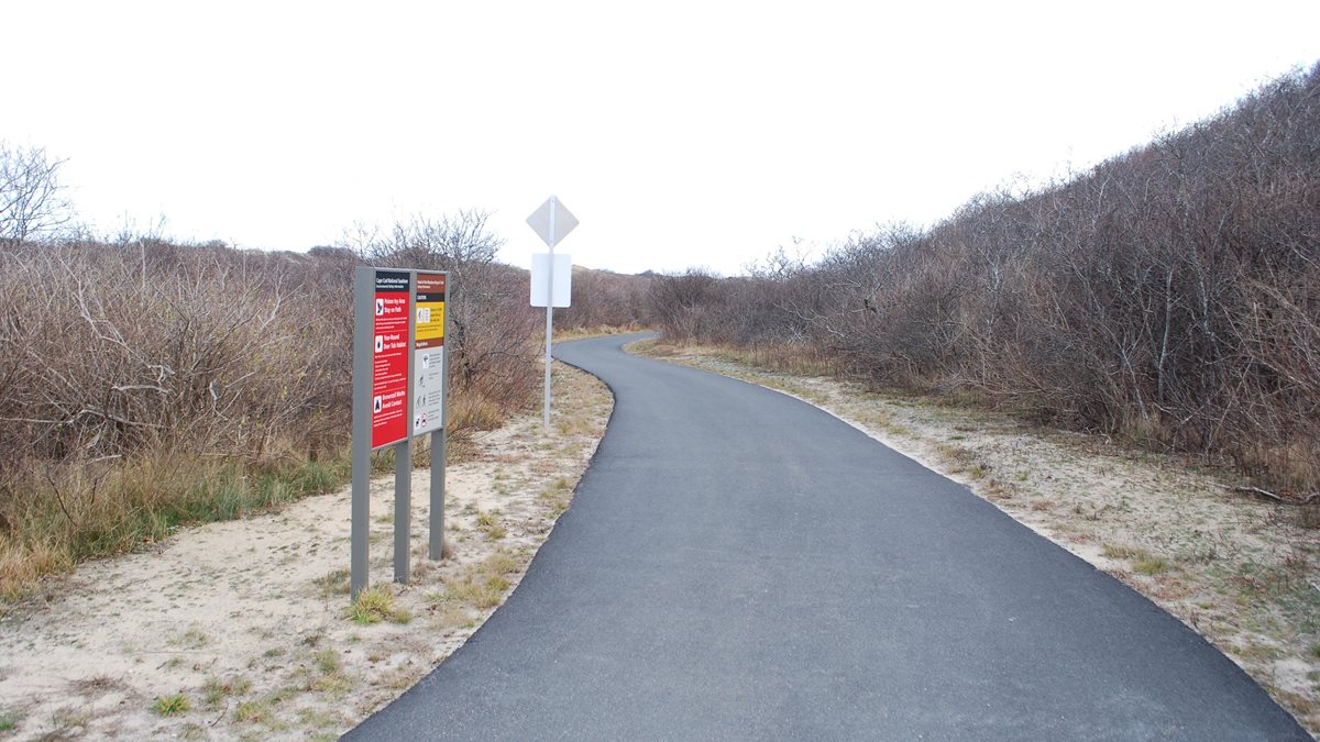 Paved entrance to the Head of the Meadow Bike Trail at High Head Road