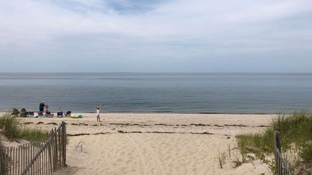Sandy entrance and Cape Cod Bay at Ryder Beach in Truro